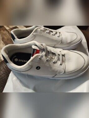 Men's Sperry Boardwalk Tennis Shoes. Size 7. EUC. Original Memory Foam Insoles.